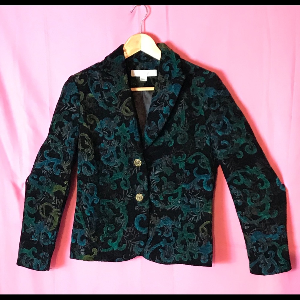 Harvé Benard micro-brocade blazer.  Size 4 Petite.